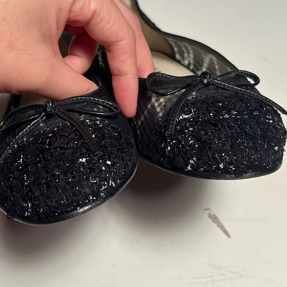 CHANEL Black Lace Bow Flats